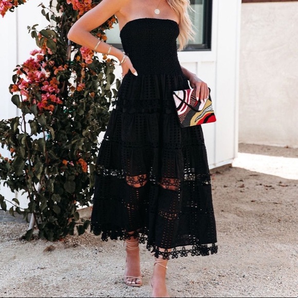 Vici Collection Underwood Crochet Midi Dress